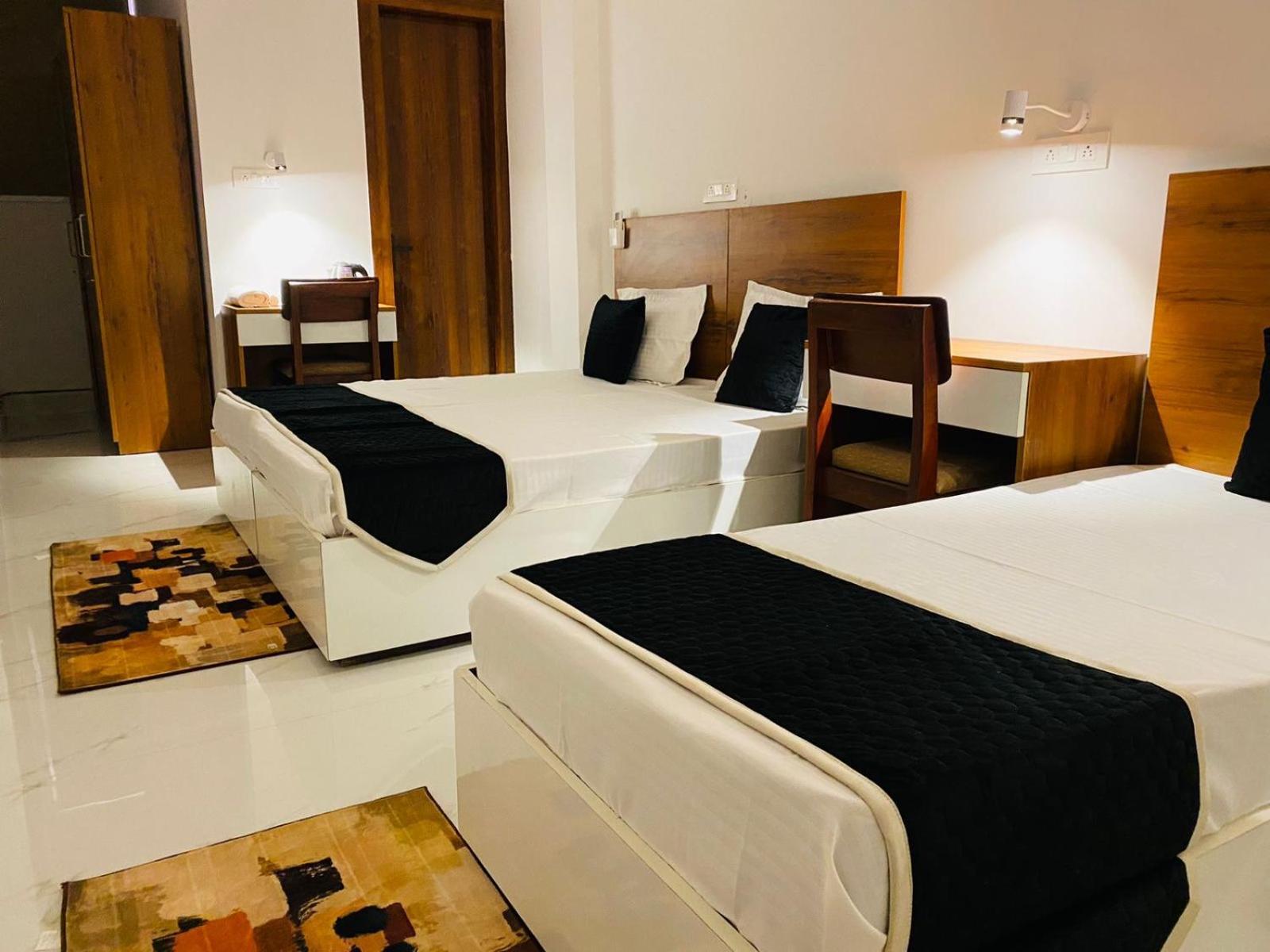 Royal Park Inn Greater Noida Εξωτερικό φωτογραφία